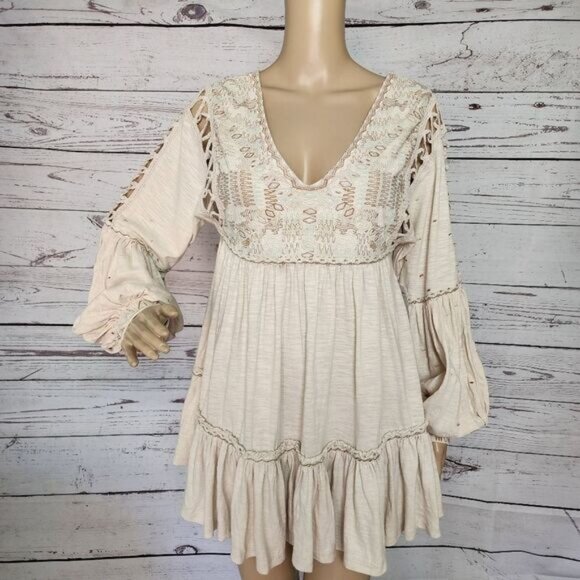 Free People Long SleeveEmbroidered Tunic XS NWT